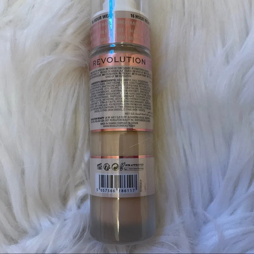 Revolution IRL Filter Longwear Foundation - New - F8.5
